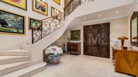 Villa for sale in Nueva Andalucia, Marbella