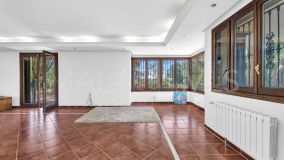 Villa en venta en El Rosario, Marbella Este