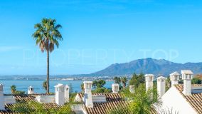 Bright apartment with sea views in Río Real