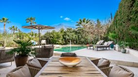 Villa for sale in Nueva Andalucia, Marbella