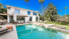 Villa for sale in Nueva Andalucia, Marbella