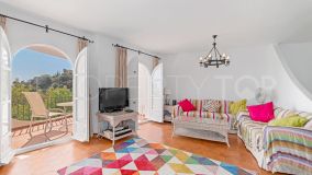 For sale town house in Los Altos de los Monteros with 3 bedrooms