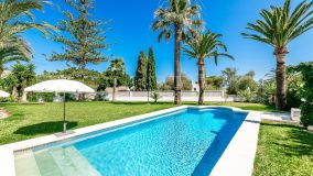 For sale villa with 4 bedrooms in Rio Real