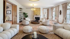 For sale villa with 5 bedrooms in Puerto del Almendro