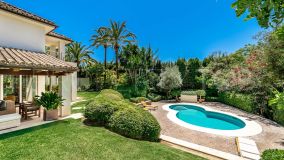 Villa a la venta en Marbella Hill Club