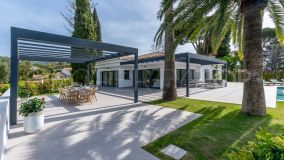 Villa a la venta en Elviria de 4 dormitorios