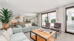 Guadalmina Alta, villa de 5 dormitorios en venta