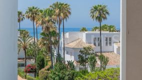 Apartamento en venta en Elviria, Marbella Este