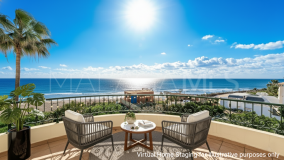 Penthouse for sale in Elviria, Marbella East