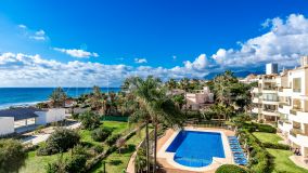 Penthouse for sale in Elviria, Marbella East