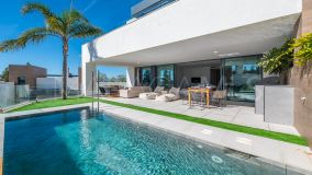 Tvåvåningslägenhet for sale in Cabopino, Marbella Öst