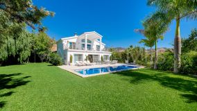 Villa for sale in Elviria, Marbella Est