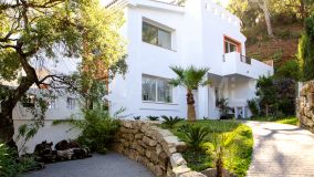 Villa for sale in Altos de Elviria, Marbella Est