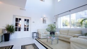 Villa for sale in Altos de Elviria, Marbella Est