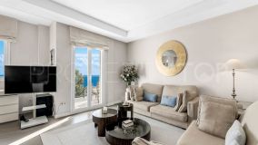 Apartment for sale in Marbella - Puerto Banus with 3 bedrooms