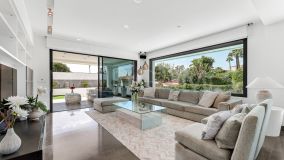 Villa for sale in Nagüeles, Marbella Golden Mile