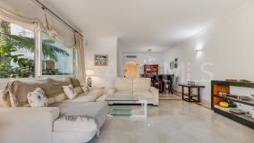 Lägenhet for sale in Beach Side Golden Mile, Marbella Golden Mile