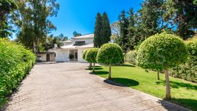 Villa for sale in Guadalmina Baja, San Pedro de Alcantara