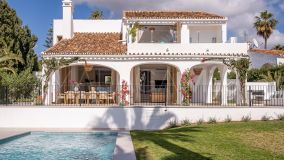 Villa for sale in Rio Real, Marbella Öst