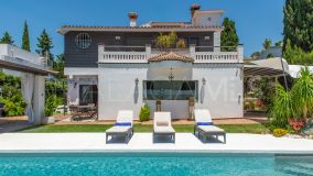 Villa for sale in Cabopino, Marbella Est
