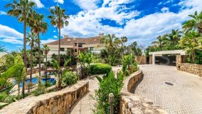 Apartamento en venta en Los Monteros, Marbella Este
