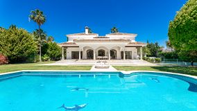 Villa for sale in Guadalmina Baja, San Pedro de Alcantara