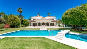 Villa for sale in Guadalmina Baja, San Pedro de Alcantara