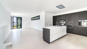 Villa for sale in Elviria, Marbella East