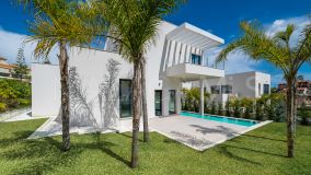 Villa for sale in Elviria, Marbella Öst