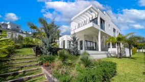 Villa for sale in Elviria, Marbella Öst