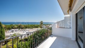Villa en venta en Cabopino, Marbella Este
