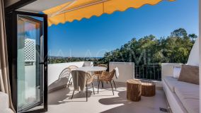 Markplanslägenhet for sale in Los Arqueros, Benahavis