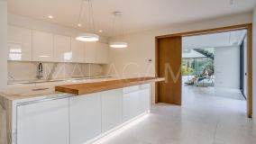Villa for sale in Los Flamingos Golf, Benahavis