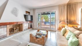 Takvåning for sale in Beach Side Golden Mile, Marbella Golden Mile