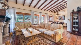Villa for sale in Marbella Golden Mile
