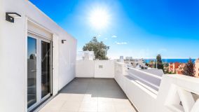 Town House for sale in Cabopino, Marbella East