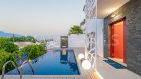 Villa for sale in Nueva Andalucia, Marbella