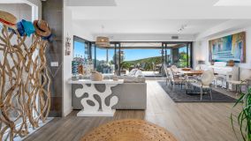 Villa for sale in Cabopino, Marbella Est