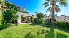 Ground Floor Apartment for sale in Marbella Golden Mile