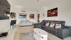 Apartamento en venta en Los Arqueros, Benahavis