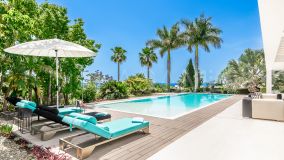 Villa for sale in Los Flamingos Golf, Benahavis