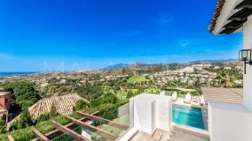 Villa for sale in La Quinta, Benahavis