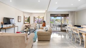 Ático en venta en Elviria, Marbella Este