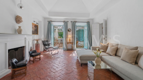 Villa for sale in Marbella City