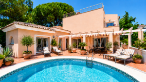 Villa zu verkaufen in Elviria, Marbella Ost