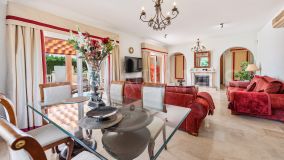 Villa zu verkaufen in Elviria, Marbella Ost
