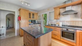 Villa zu verkaufen in Elviria, Marbella Ost