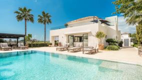 Villa for sale in Nueva Andalucia, Marbella