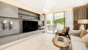 Apartamento en venta en Beach Side Golden Mile, Marbella Golden Mile