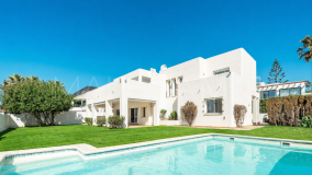 Villa zu verkaufen in Marbesa, Marbella Ost